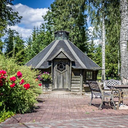 Spa Glamping Kirikumoisa Екстериор снимка