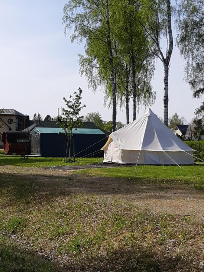 Spa Glamping Kirikumoisa Екстериор снимка